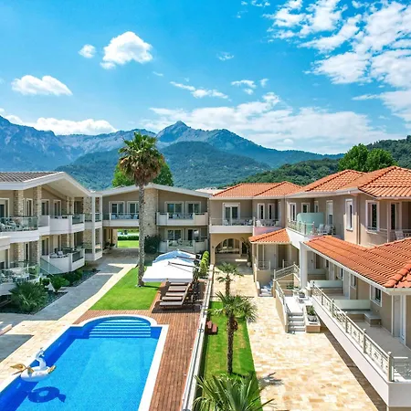 מלון דירות Lobelia Luxury 4*
