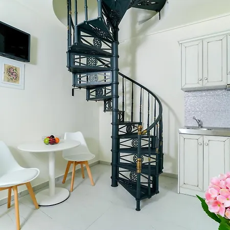 מלון דירות Lobelia Luxury 4*