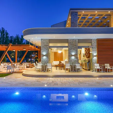 Lobelia Luxury 4*