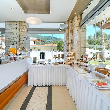Apartahotel Lobelia Luxury 4*