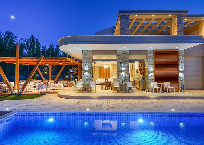 Lobelia Luxury 4*