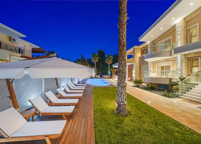 Lobelia Luxury